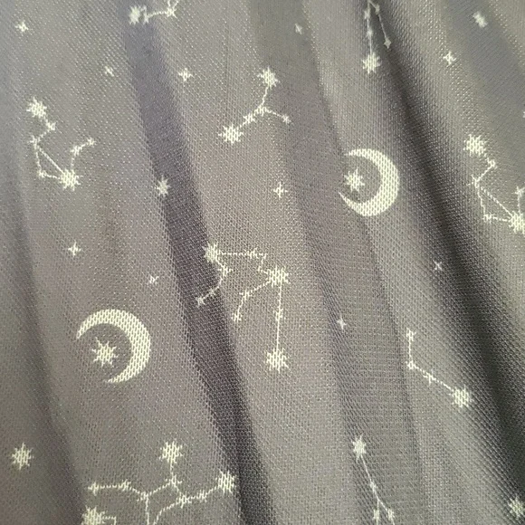 Daisy's Street Gold Constellation Chain Belt Long-sleeve Dress (Plus size) - Picture 11 of 16